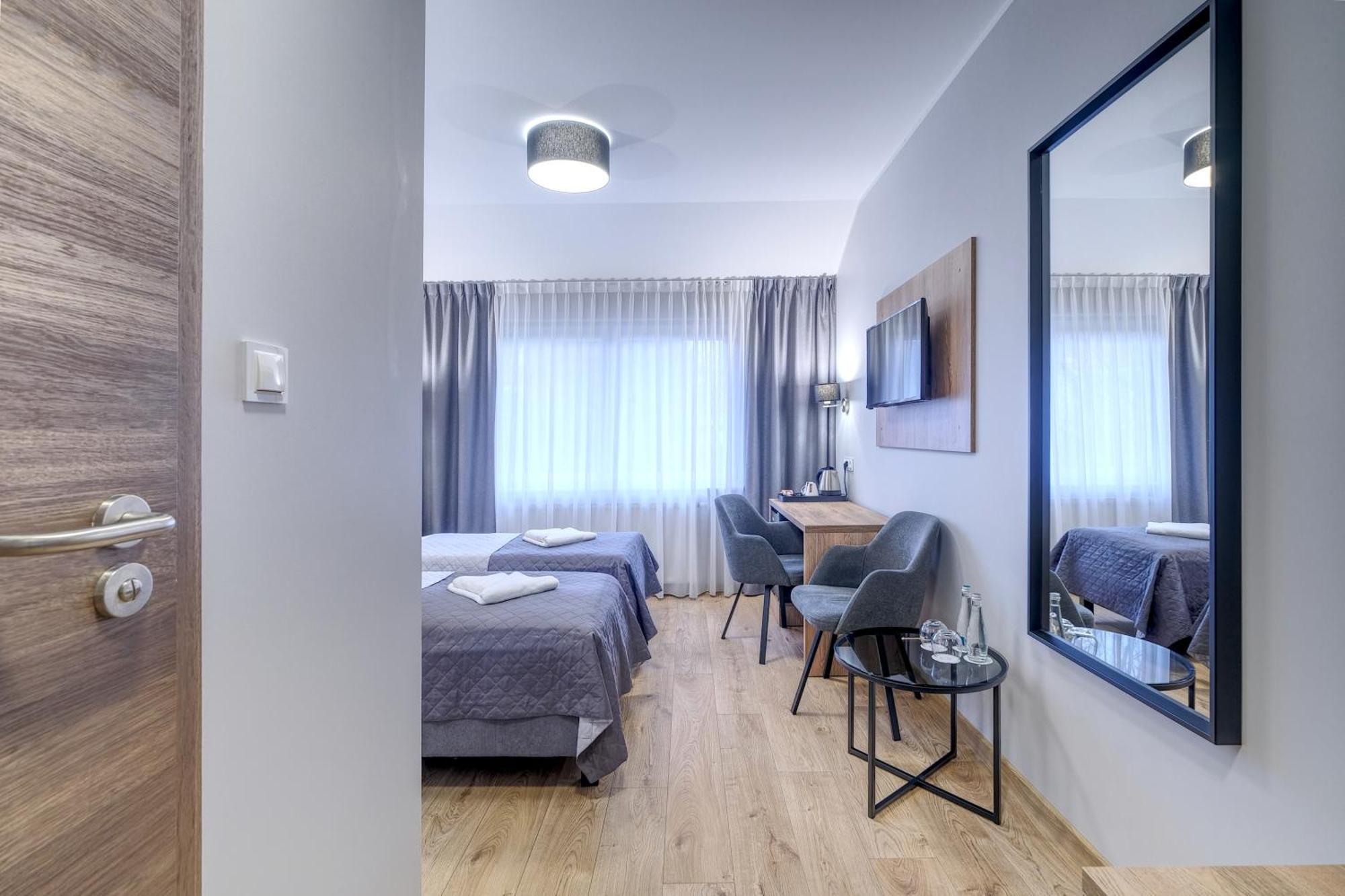 Lawendowy Dwor Bed & Breakfast Pszczółki Dış mekan fotoğraf