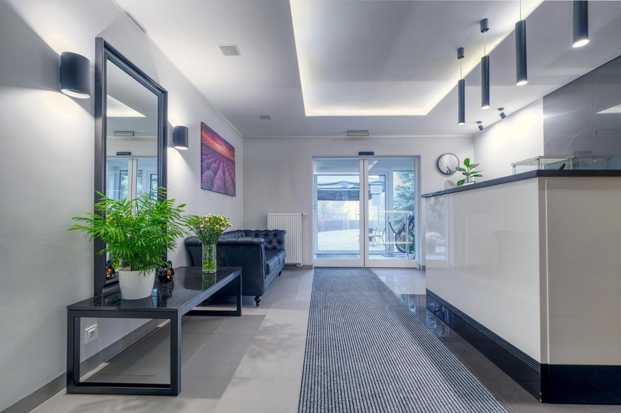 Lawendowy Dwor Bed & Breakfast Pszczółki Dış mekan fotoğraf