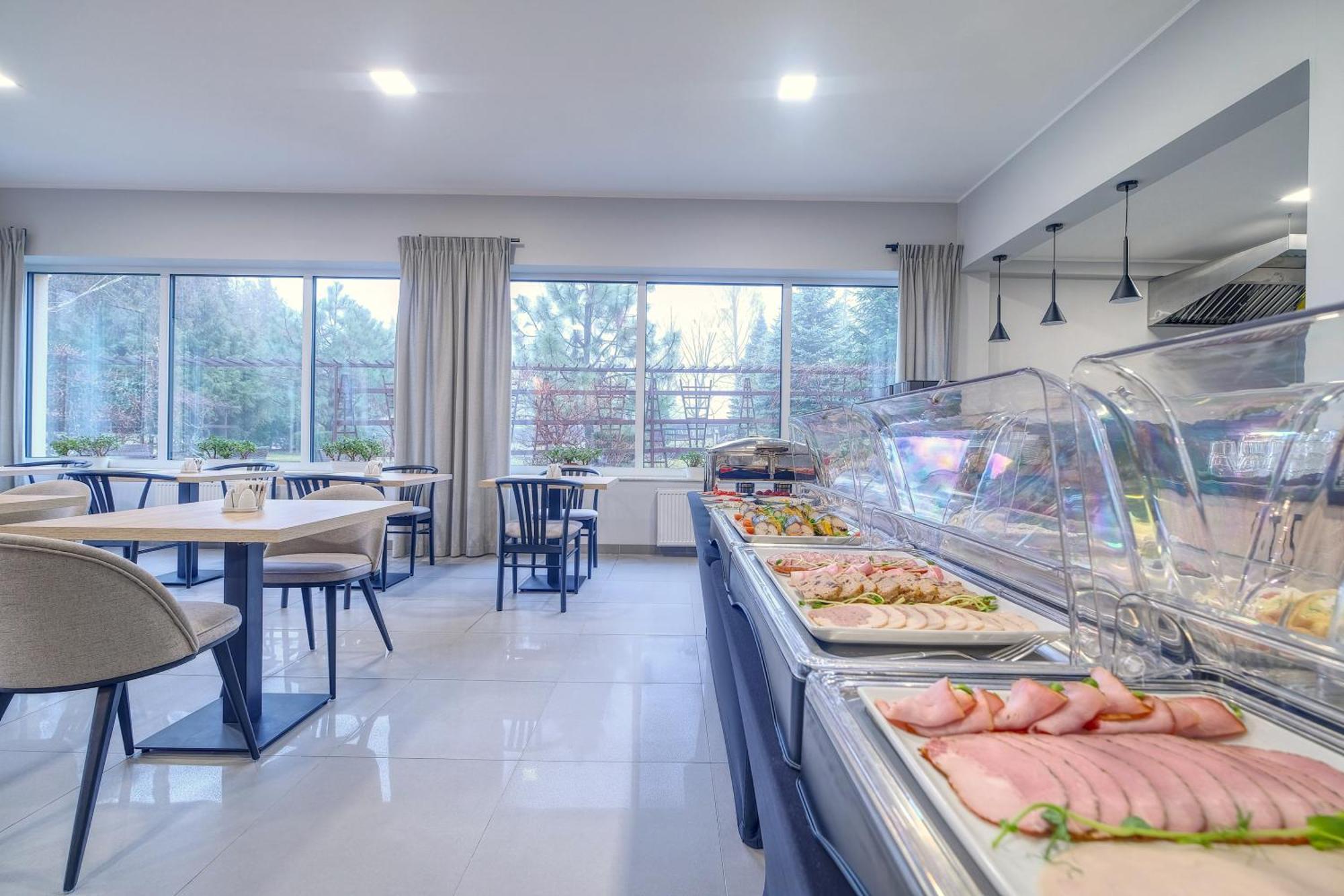 Lawendowy Dwor Bed & Breakfast Pszczółki Dış mekan fotoğraf