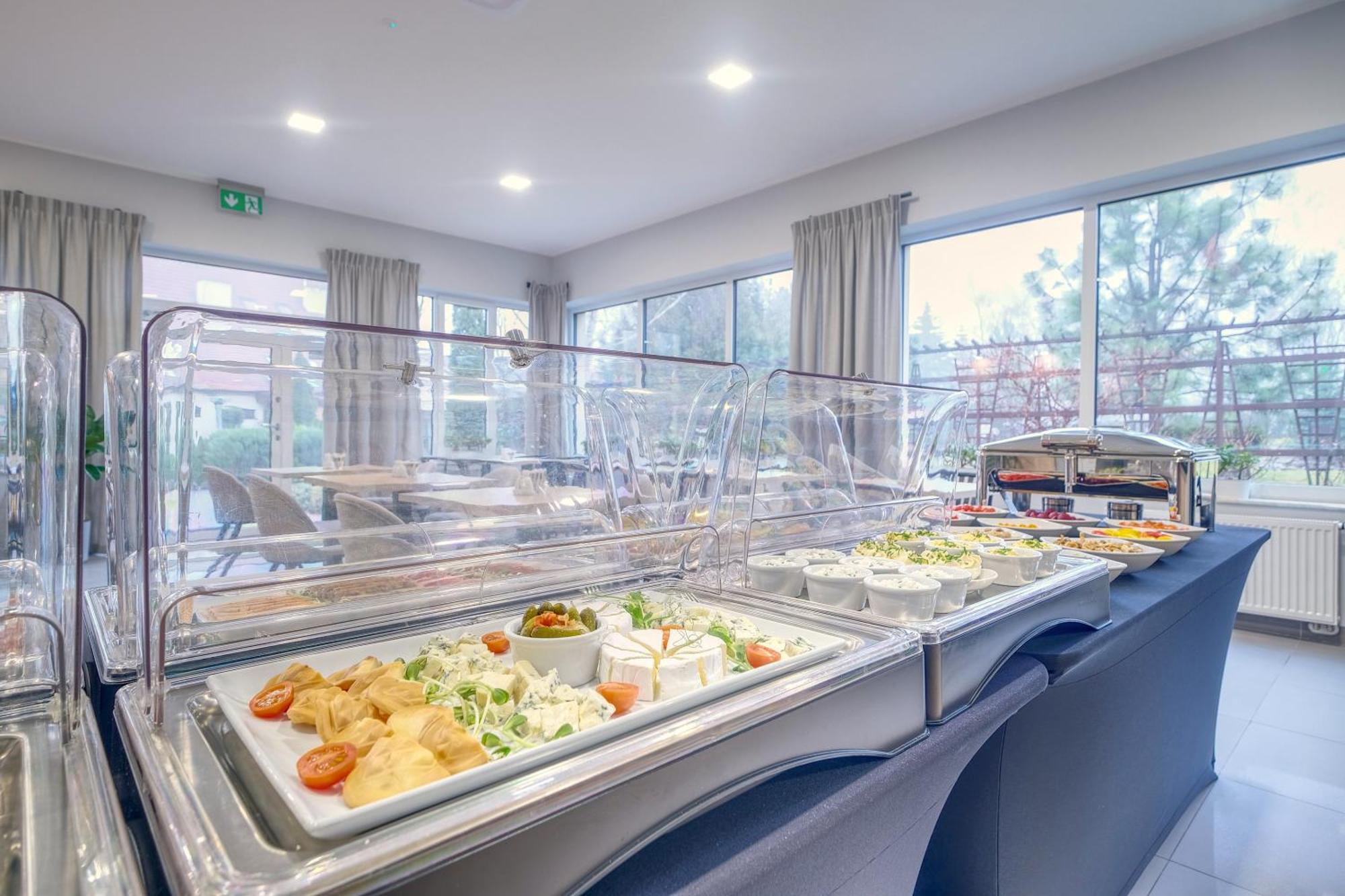 Lawendowy Dwor Bed & Breakfast Pszczółki Dış mekan fotoğraf