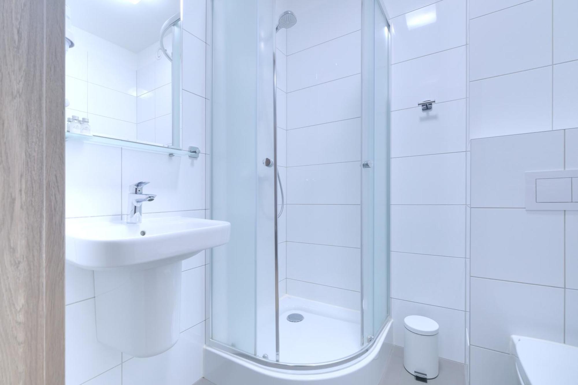 Lawendowy Dwor Bed & Breakfast Pszczółki Dış mekan fotoğraf
