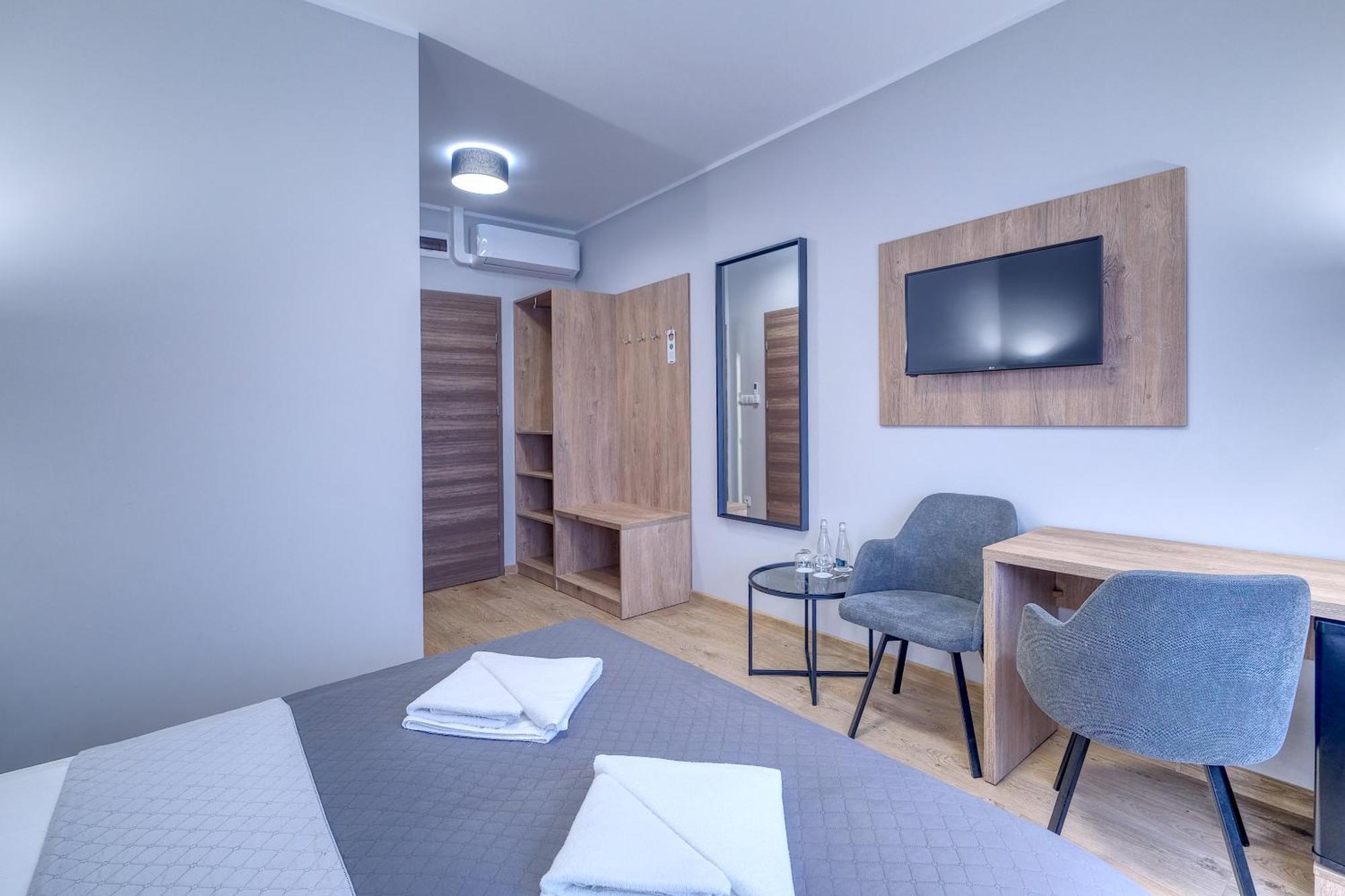 Lawendowy Dwor Bed & Breakfast Pszczółki Dış mekan fotoğraf